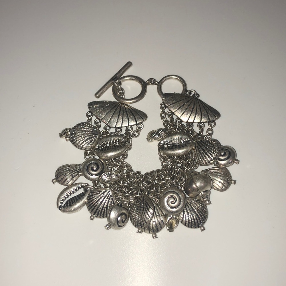 Silver Seashell bracelet